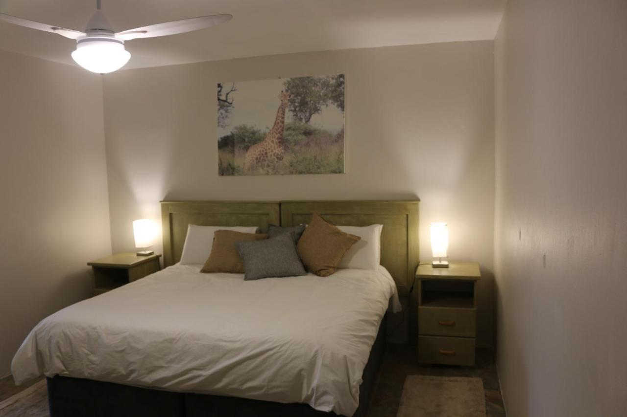 Livivane Guest House Simunye Екстериор снимка
