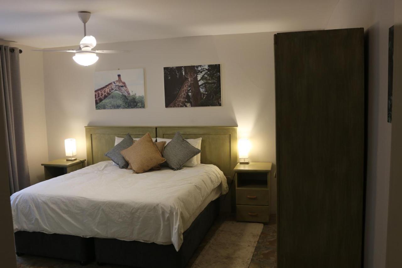 Livivane Guest House Simunye Екстериор снимка