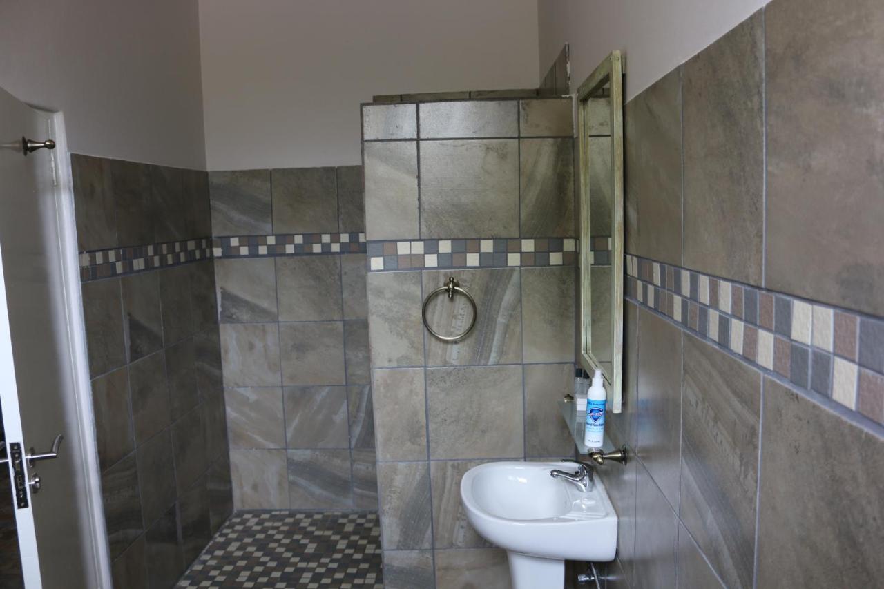 Livivane Guest House Simunye Екстериор снимка